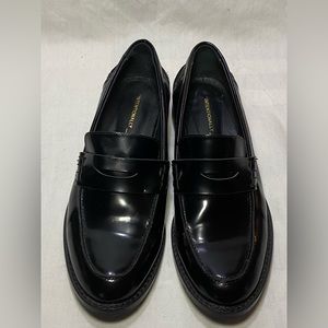 Intentionally Blank Neighbor Leather  Loafer size 9